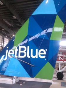 JBLU A321 tail