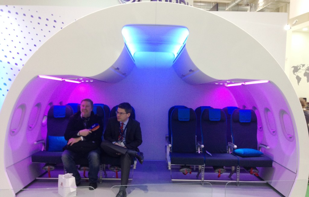 Airbus new A320 overhead bins